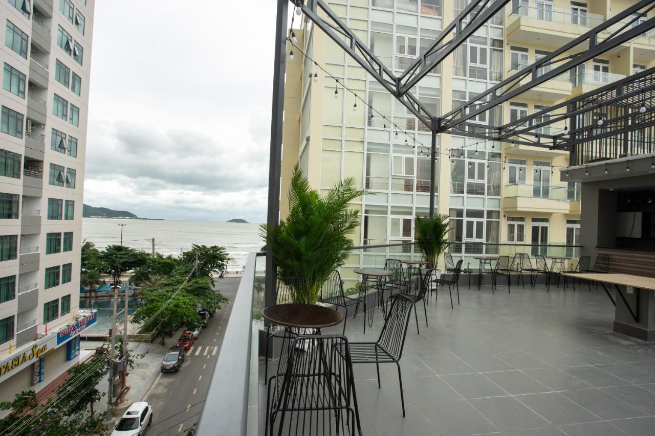 Tesoro Hotel На Транг Екстериор снимка