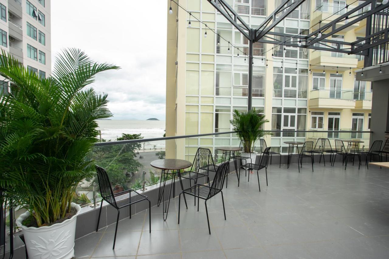 Tesoro Hotel На Транг Екстериор снимка