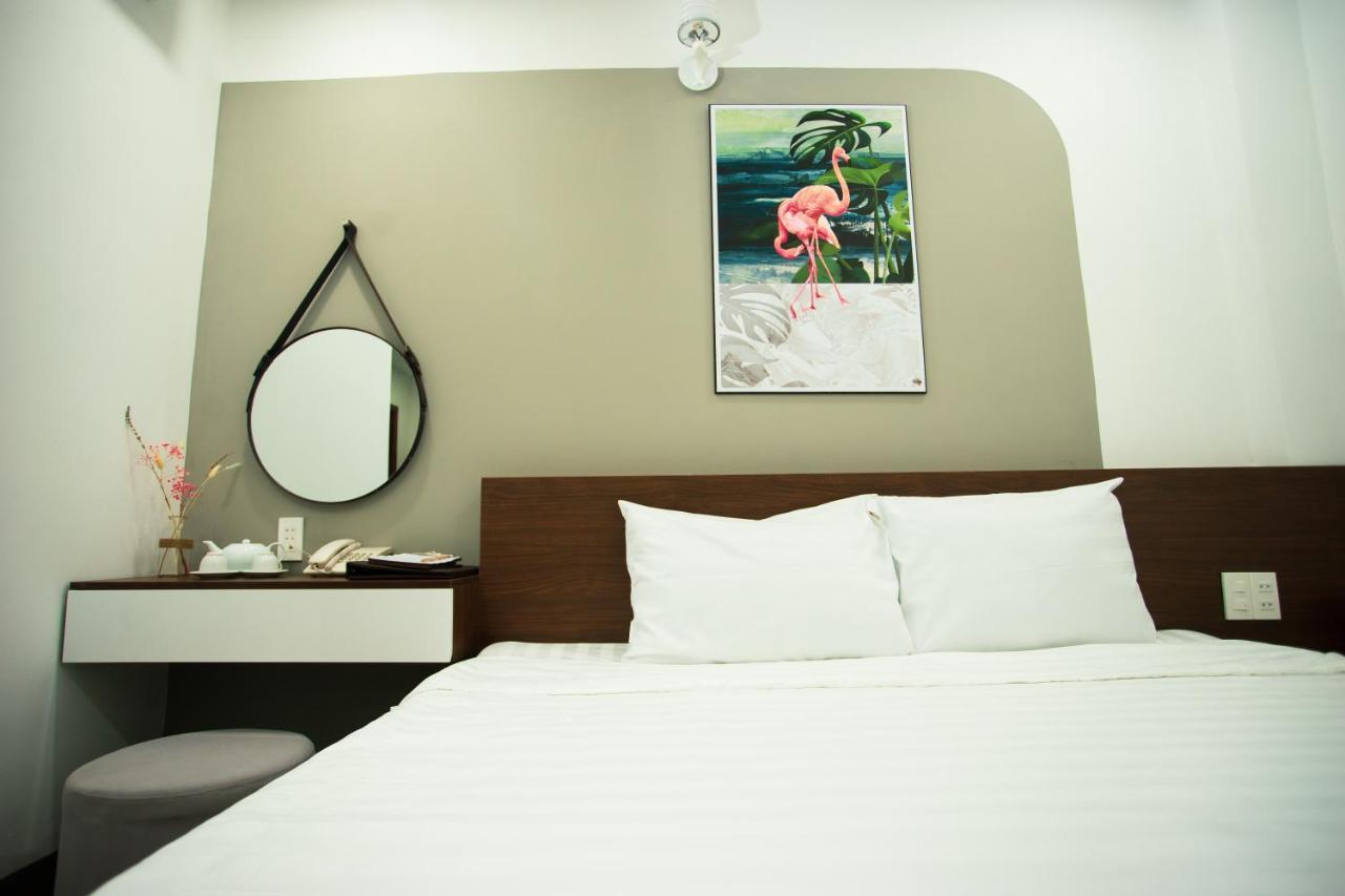 Tesoro Hotel На Транг Екстериор снимка