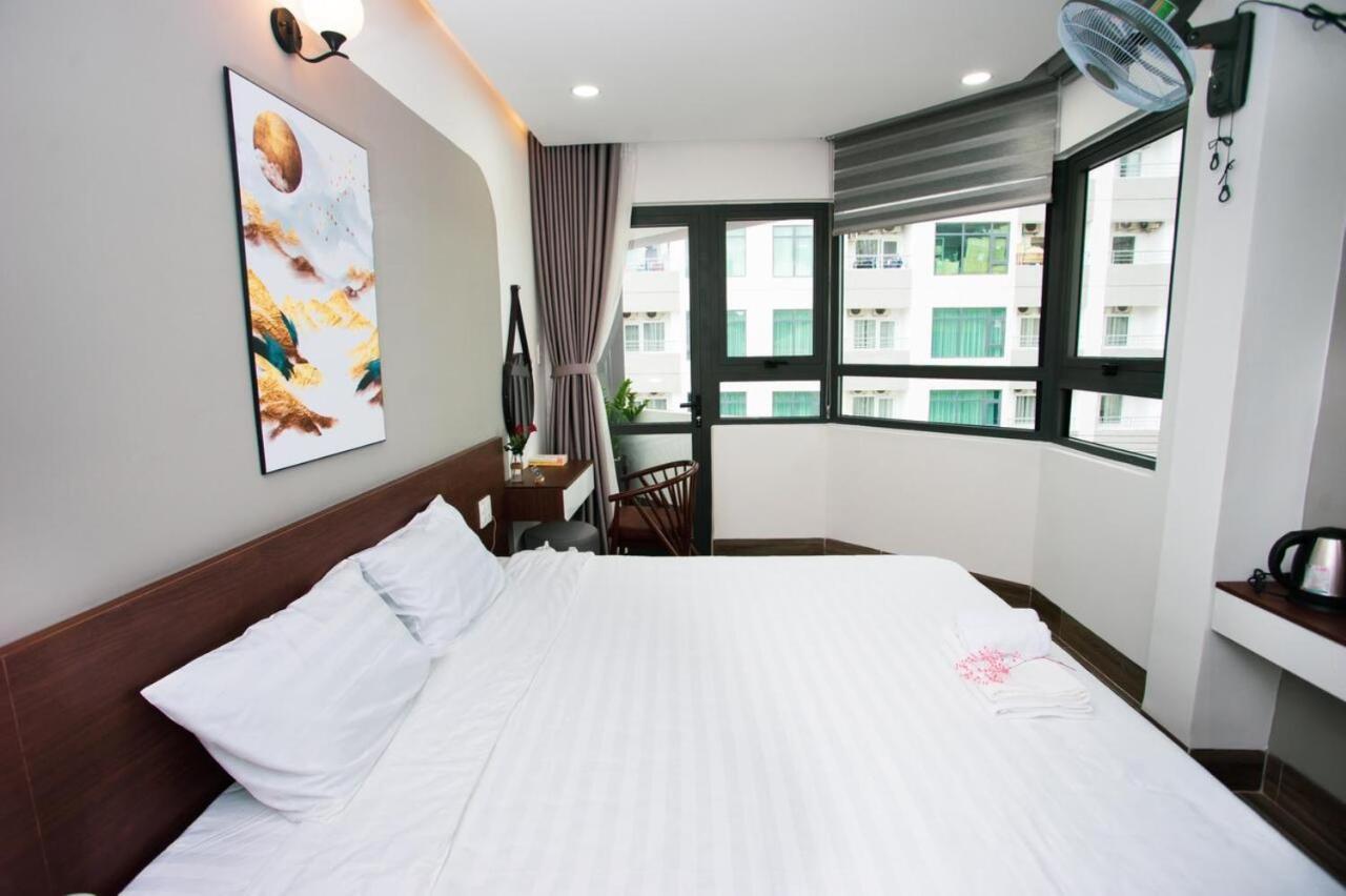 Tesoro Hotel На Транг Екстериор снимка